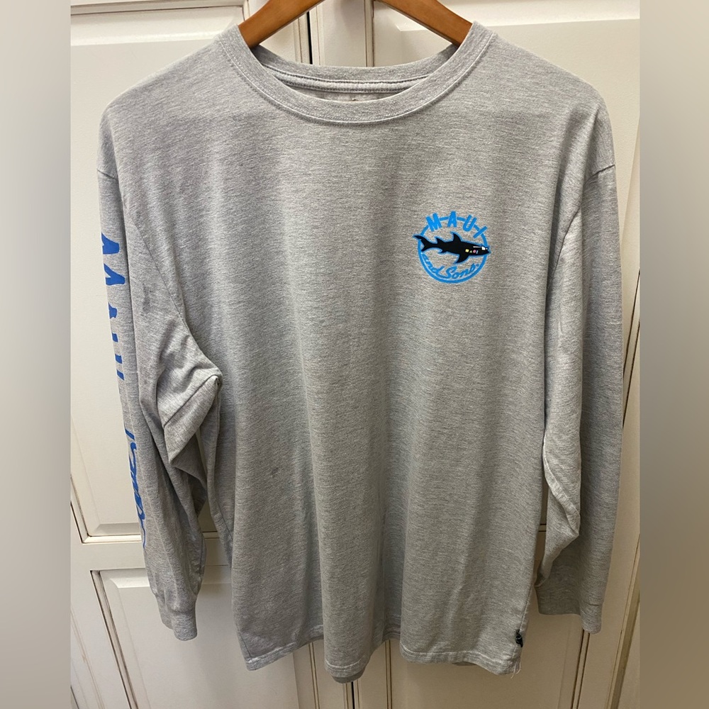 Maui and sons gray long sleeve soft cotton/ poly Sz L